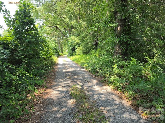 2330 Custer Street, Charlotte, NC 28216