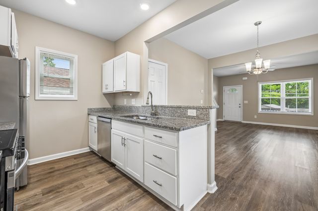 539 9th St, Clarksville, TN 37040