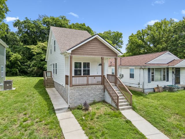 539 9th St, Clarksville, TN 37040