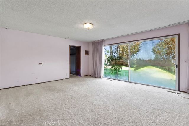 1501 La Loma, North Tustin, CA 92705