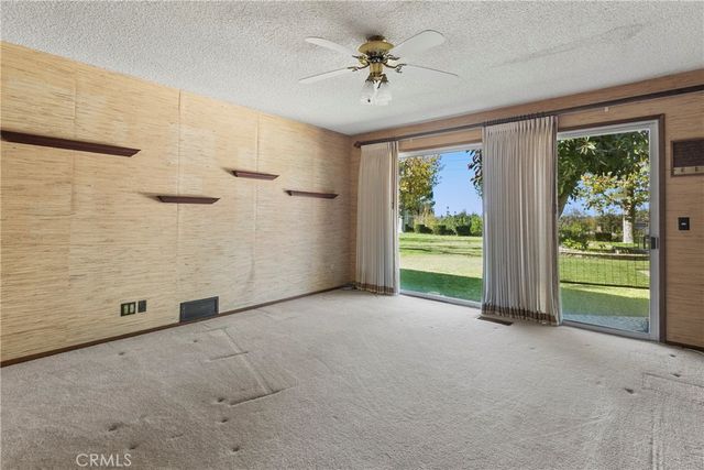 1501 La Loma, North Tustin, CA 92705