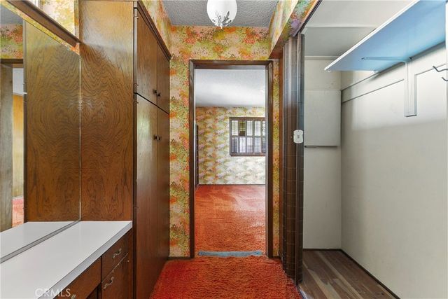 1501 La Loma, North Tustin, CA 92705