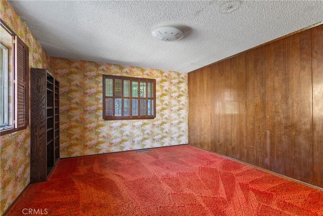 1501 La Loma, North Tustin, CA 92705