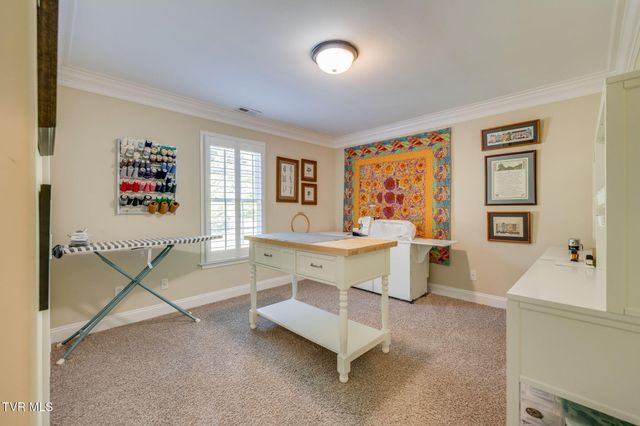 1221 Sussex Drive, Kingsport, TN 37660