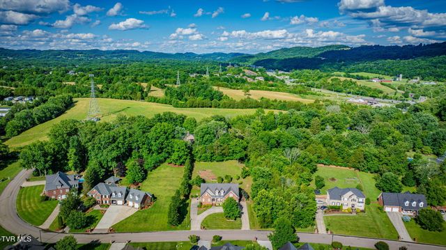 1221 Sussex Drive, Kingsport, TN 37660