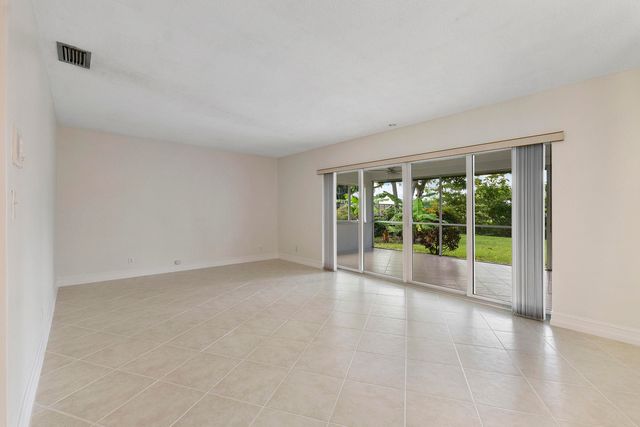 2940 NW 87TH Terrace, Coral Springs, FL 33065