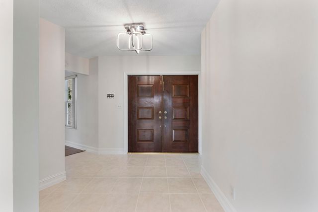 2940 NW 87TH Terrace, Coral Springs, FL 33065
