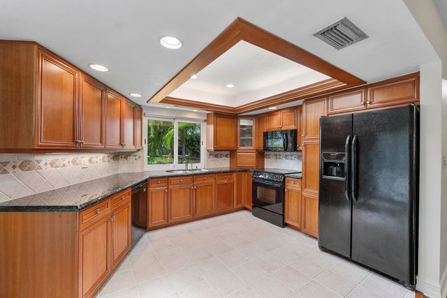 2940 NW 87TH Terrace, Coral Springs, FL 33065