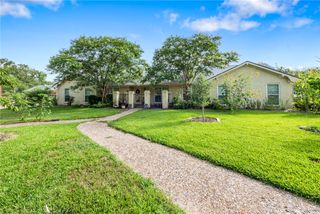 1026 Rose Circle, College Station, TX 77840