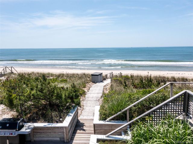 40 Dune Road, Quogue, NY 11959