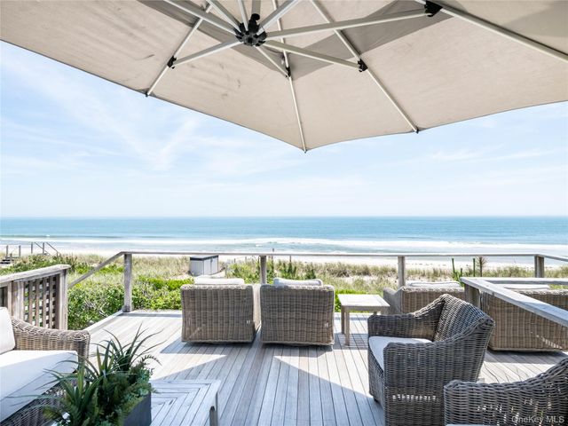 40 Dune Road, Quogue, NY 11959