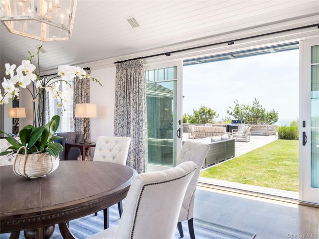 40 Dune Road, Quogue, NY 11959