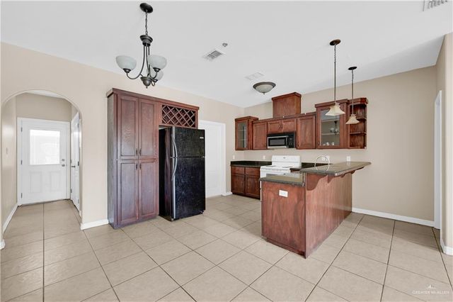 3700 S Embassy Avenue, Pharr, TX 78577