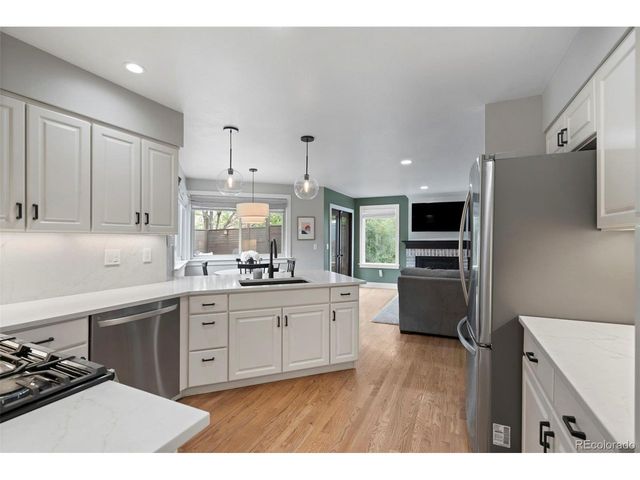8060 W 78th Cir, Arvada, CO 80005