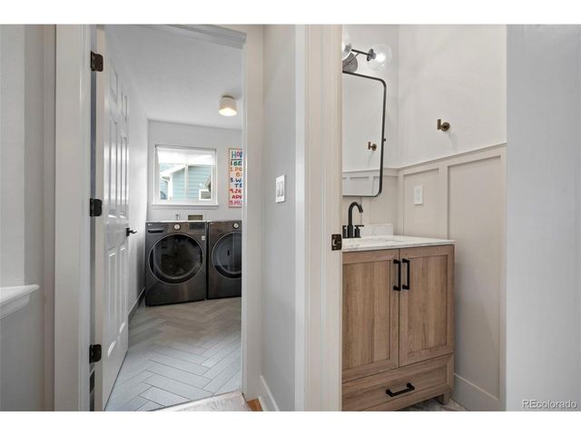 8060 W 78th Cir, Arvada, CO 80005