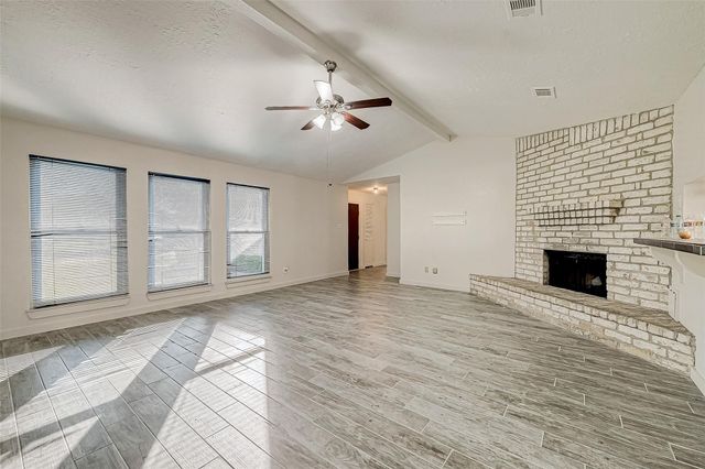 610 Bienville Lane, Houston, TX 77015