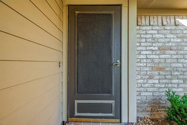 610 Bienville Lane, Houston, TX 77015