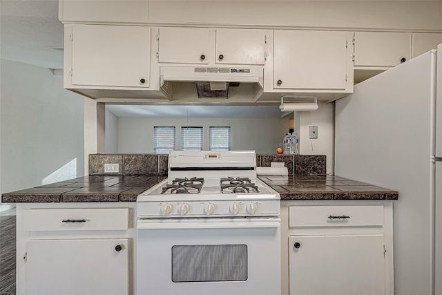 610 Bienville Lane, Houston, TX 77015