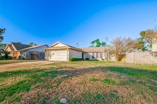 610 Bienville Lane, Houston, TX 77015
