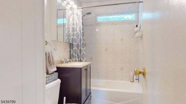 725 Loretta Ter, Plainfield City, NJ 07062