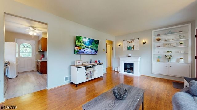 725 Loretta Ter, Plainfield City, NJ 07062