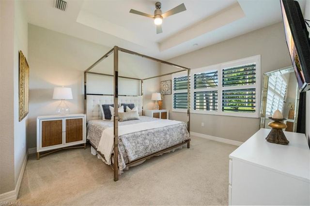 13429 Coronado DR, Naples, FL 34109