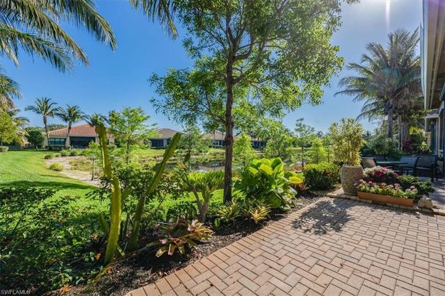 13429 Coronado DR, Naples, FL 34109