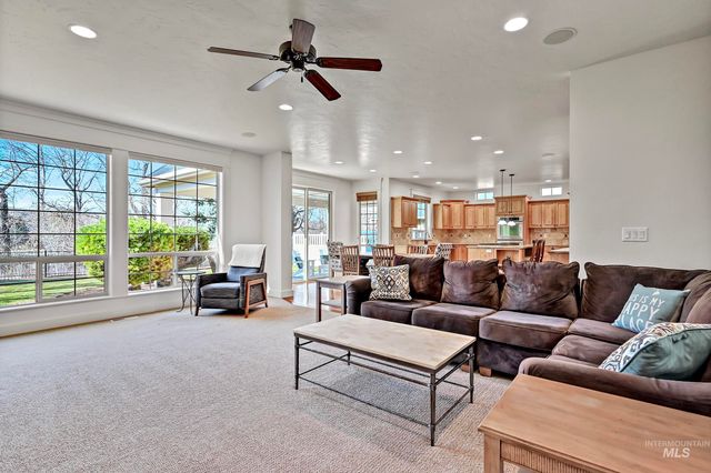 4325 W Long Meadow Dr, Boise, ID 83714