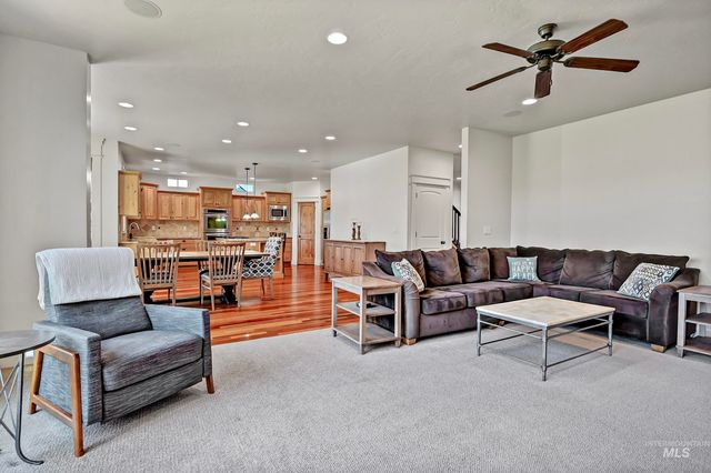 4325 W Long Meadow Dr, Boise, ID 83714