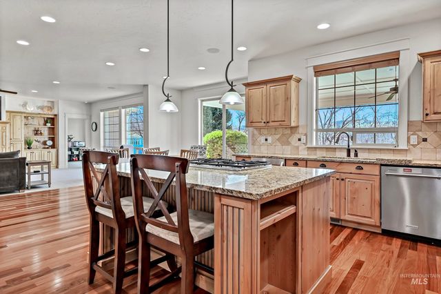 4325 W Long Meadow Dr, Boise, ID 83714