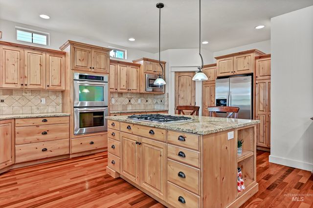 4325 W Long Meadow Dr, Boise, ID 83714