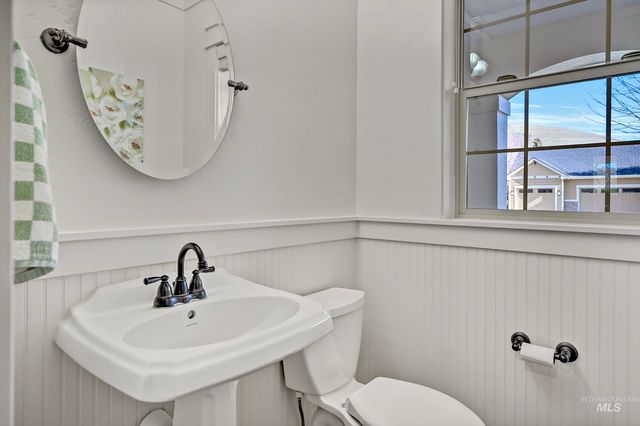 4325 W Long Meadow Dr, Boise, ID 83714