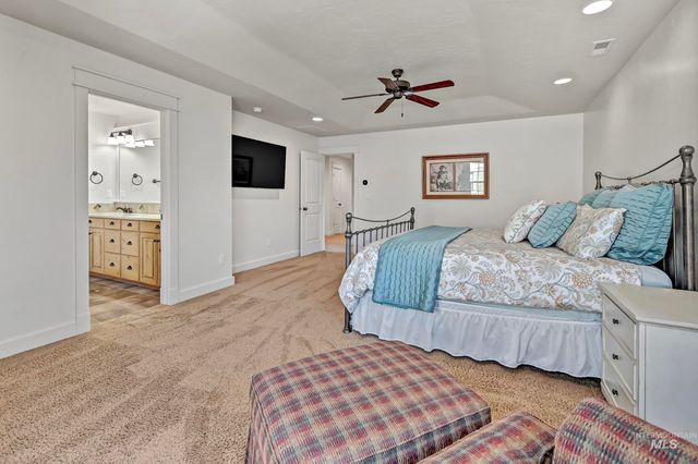 4325 W Long Meadow Dr, Boise, ID 83714