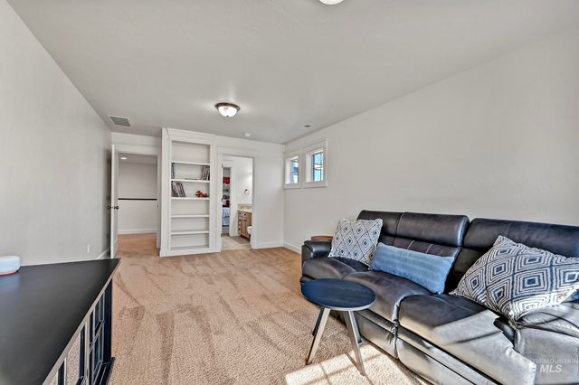 4325 W Long Meadow Dr, Boise, ID 83714