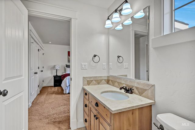 4325 W Long Meadow Dr, Boise, ID 83714