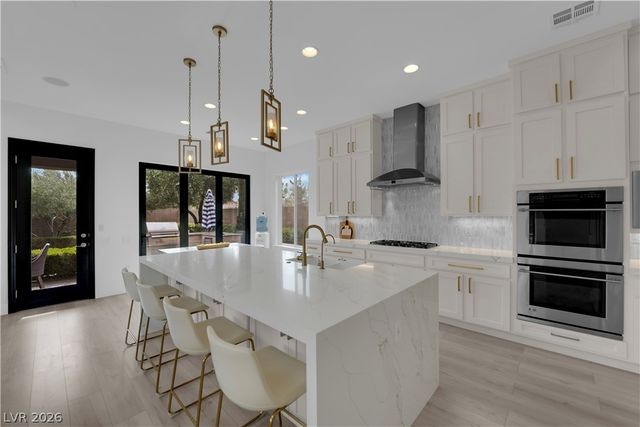 2407 Antrim Irish Drive, Henderson, NV 89044