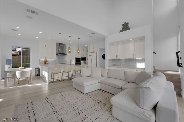 2407 Antrim Irish Drive, Henderson, NV 89044