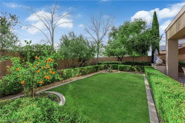 2407 Antrim Irish Drive, Henderson, NV 89044