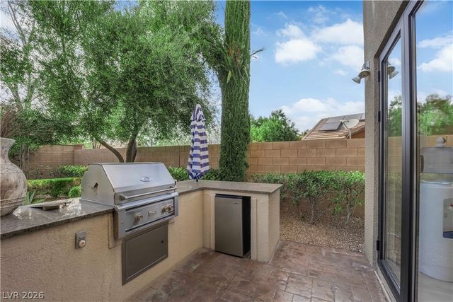 2407 Antrim Irish Drive, Henderson, NV 89044