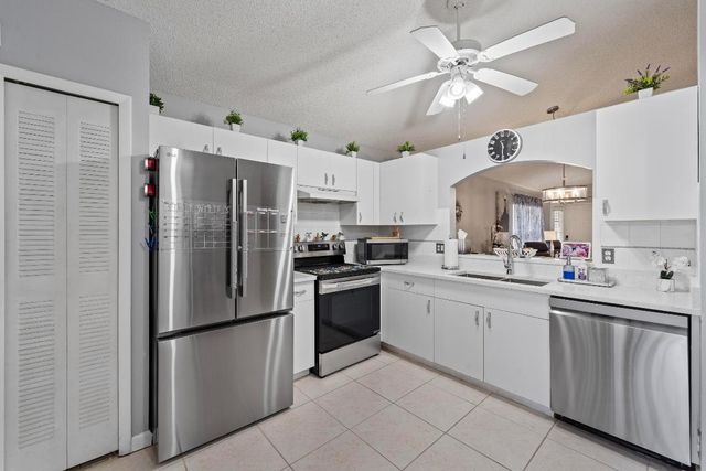 649 NW San Remo Circle, Port St. Lucie, Port St Lucie, FL 34986