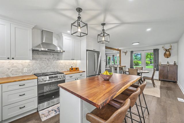 380 Morrisville Rd., Andrews, SC 29510