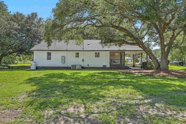 380 Morrisville Rd., Andrews, SC 29510