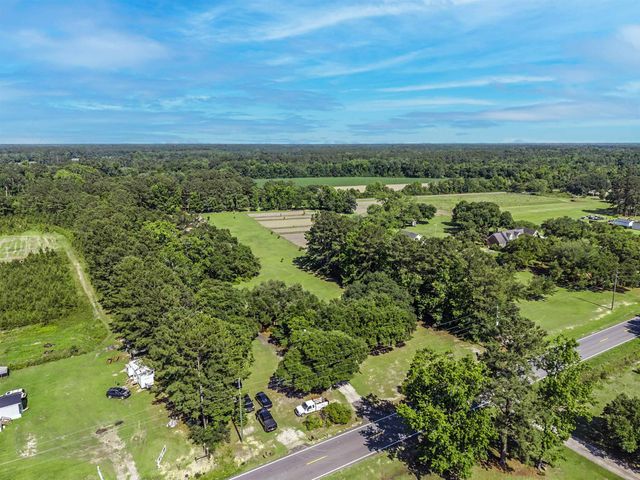 380 Morrisville Rd., Andrews, SC 29510
