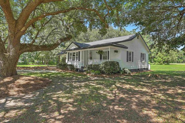 380 Morrisville Rd., Andrews, SC 29510