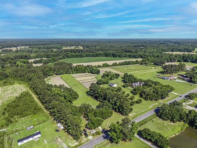 380 Morrisville Rd., Andrews, SC 29510