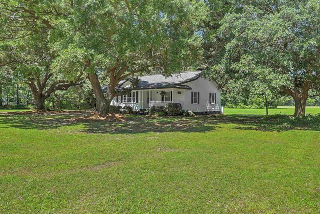 380 Morrisville Rd., Andrews, SC 29510