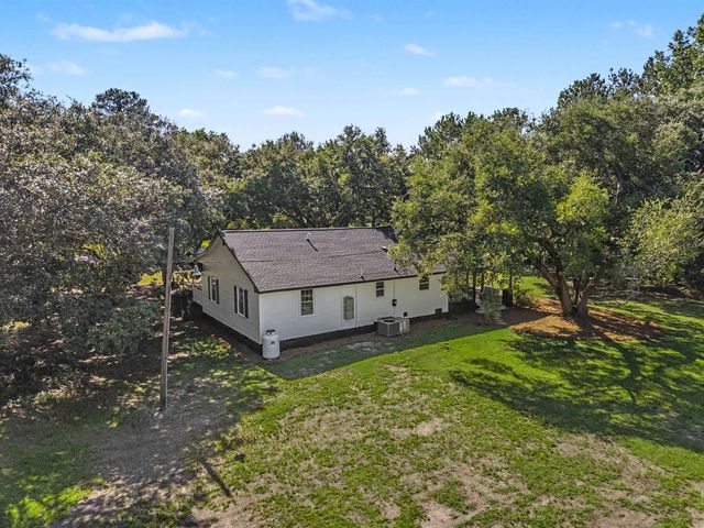380 Morrisville Rd., Andrews, SC 29510