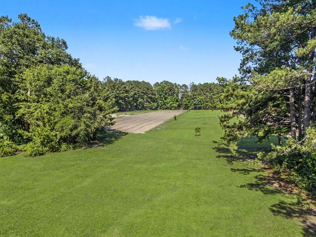 380 Morrisville Rd., Andrews, SC 29510