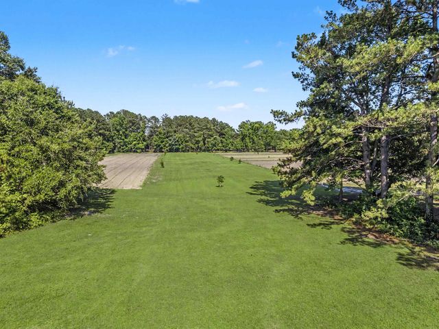 380 Morrisville Rd., Andrews, SC 29510