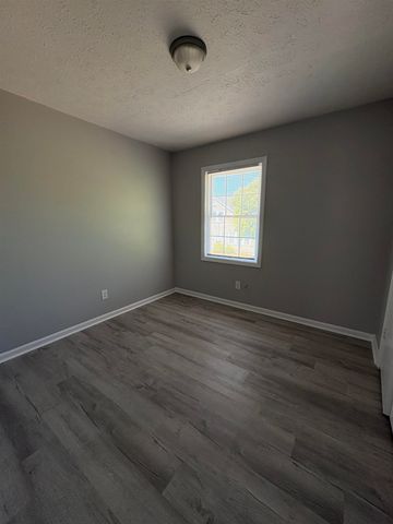 502 6th Ave N Apt 5, Myrtle Beach, SC 29577